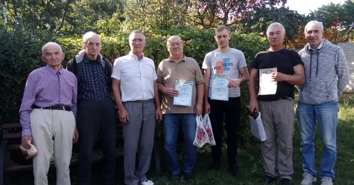У четвер, 28 вересня 2023 року, проходив шаховий турнір з нагоди Дня людей похилого віку. Організатором цього заходу став КЗ «Центр надання соціальних послуг Богодухівської міської ради Харківської області», відділення денного перебування (директор Тетяна Корзаченко).