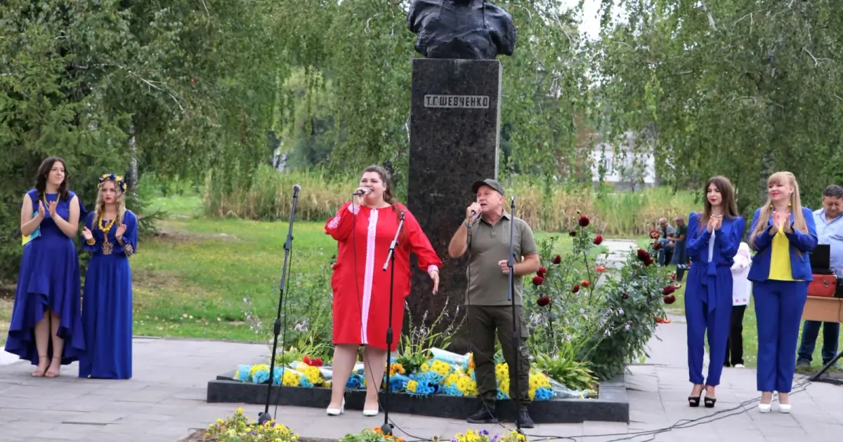 Фото Богодухівської міської ради Якими в Богодухові були урочистості з нагоди Дня Незалежності України та Дня Державного Прапора України (фото) на порталі Gromada Group