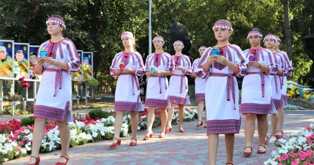 Фото Богодухівської міської ради У Богодухові вшанували памʼять загиблих захисників України (фото) на порталі Gromada Group